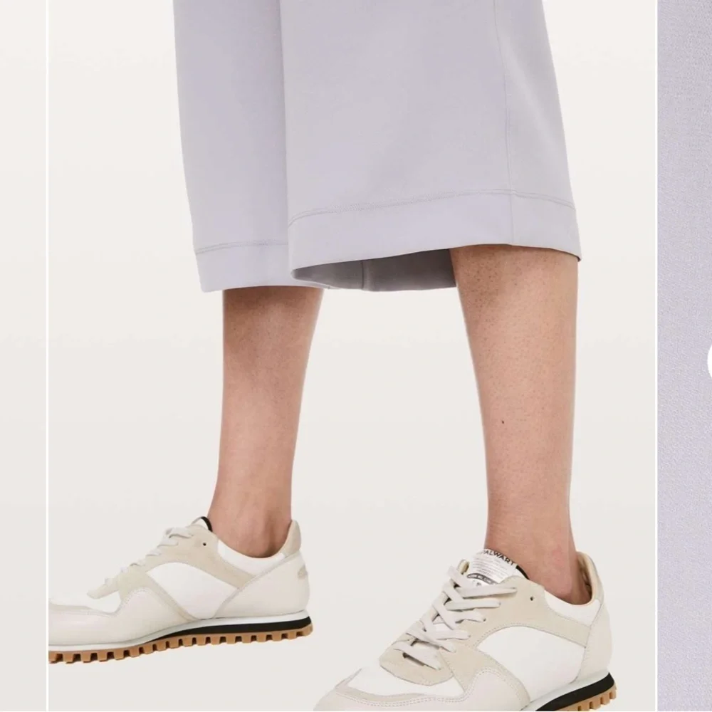 Lululemon Noir Crop Pants